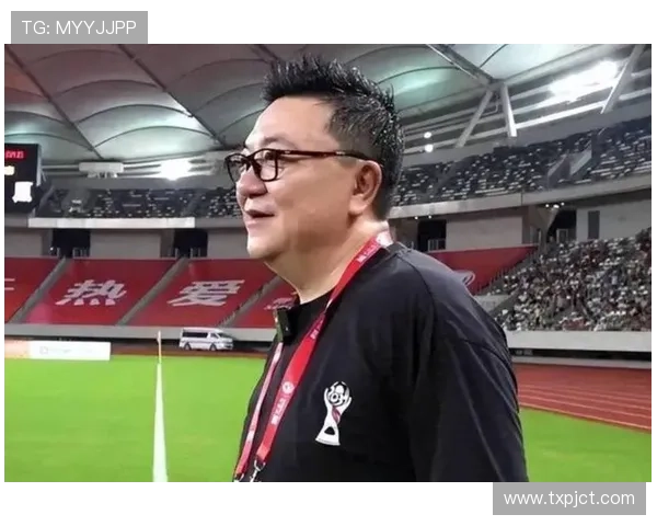 8年两次夺冠 董路看中国足球